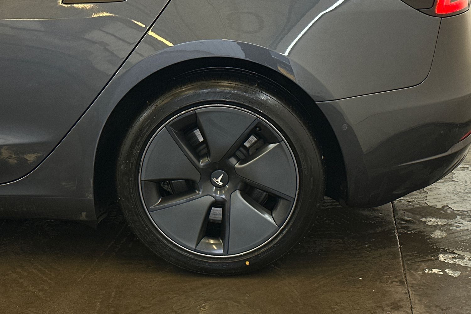 Used Tesla Model 3 2021 for sale - 77749548: Photo 11