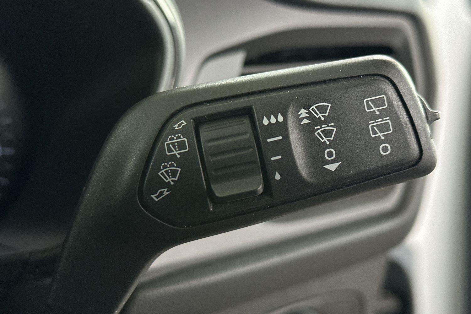 Used Ford Focus 2023 for sale - 76082806: Photo 26