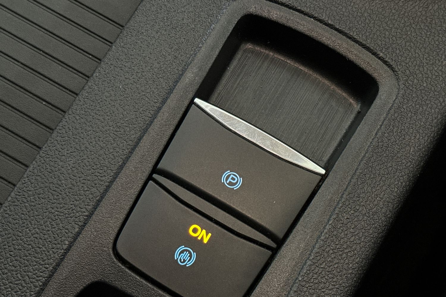Used Ford Kuga 2020 for sale - 76107475: Photo 31