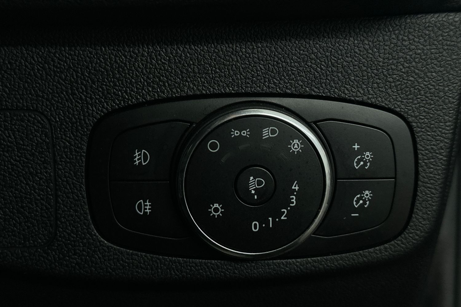 Used Ford Focus 2023 for sale - 76536532: Photo 20