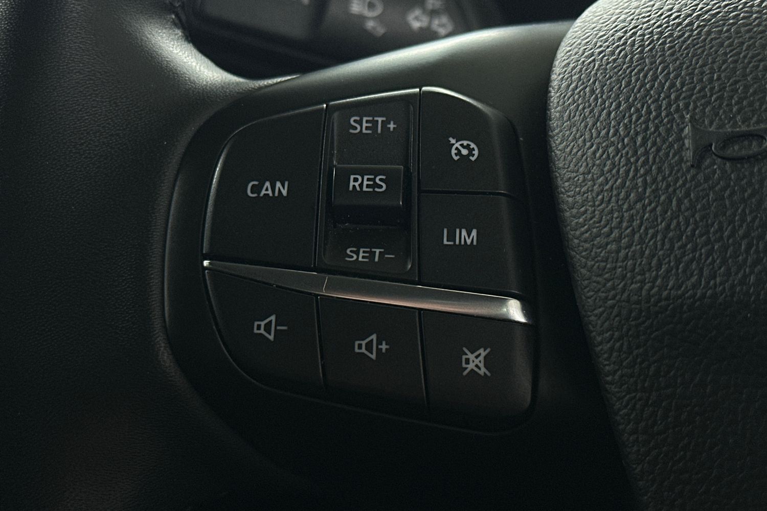 Used Ford Focus 2023 for sale - 76536532: Photo 22