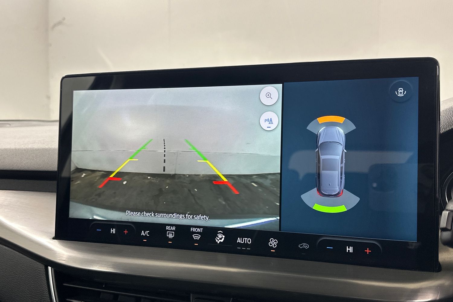 Used Ford Focus 2023 for sale - 76536532: Photo 32