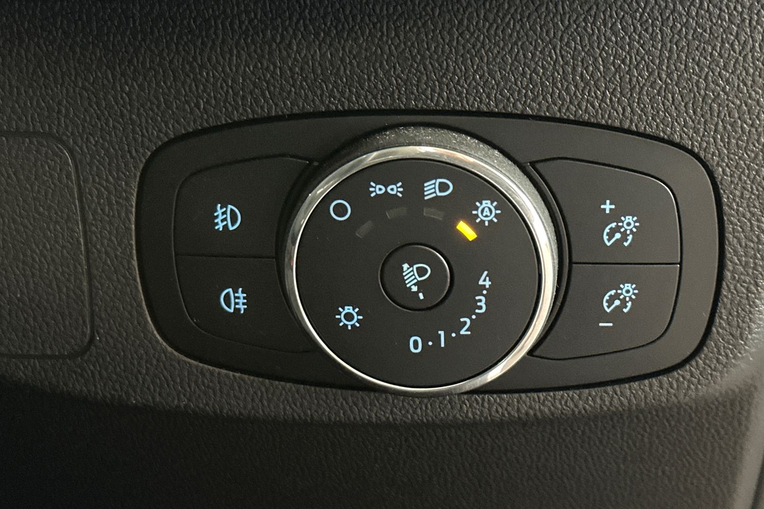 Used Ford Focus 2023 for sale - 76330960: Photo 22
