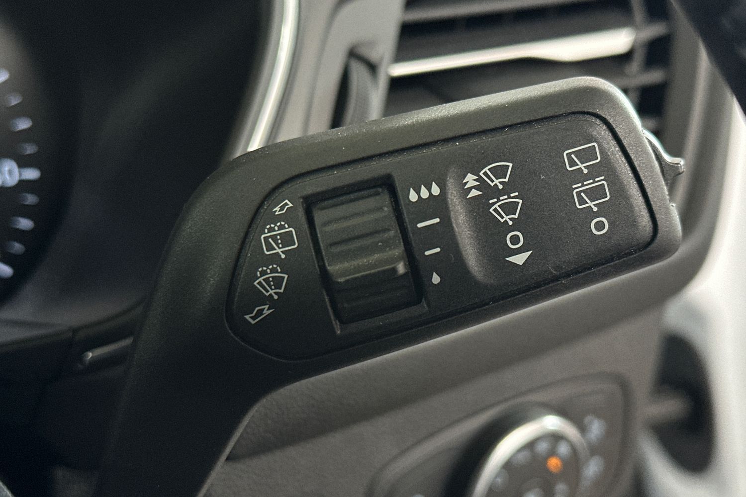 Used Ford Focus 2023 for sale - 76330960: Photo 25