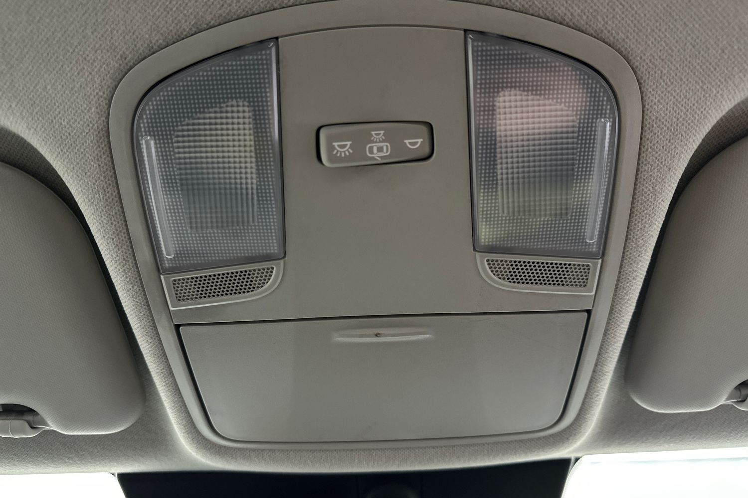 Used Kia Stonic 2022 for sale - 76740992: Photo 30