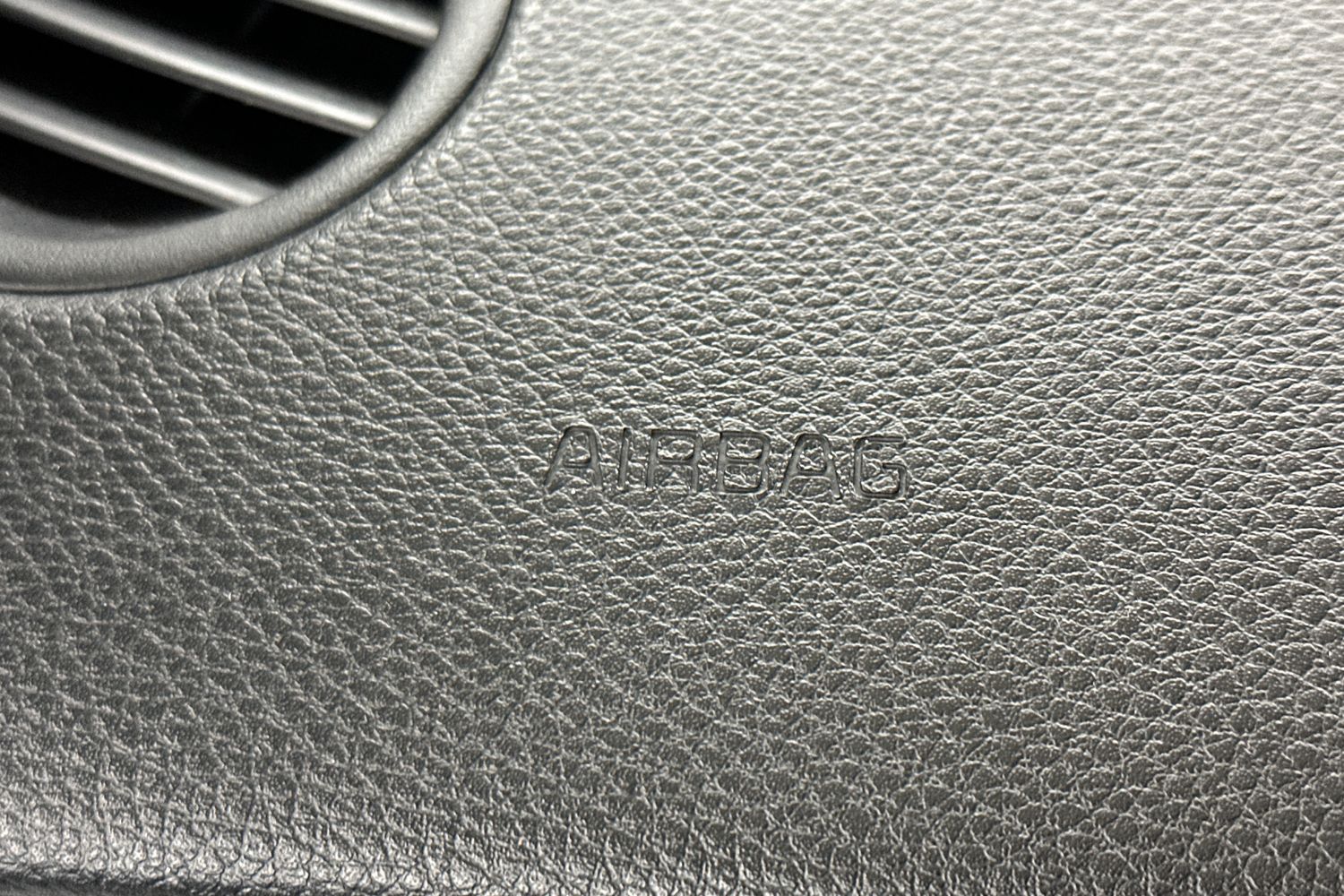 Used Kia Stonic 2022 for sale - 76740992: Photo 31