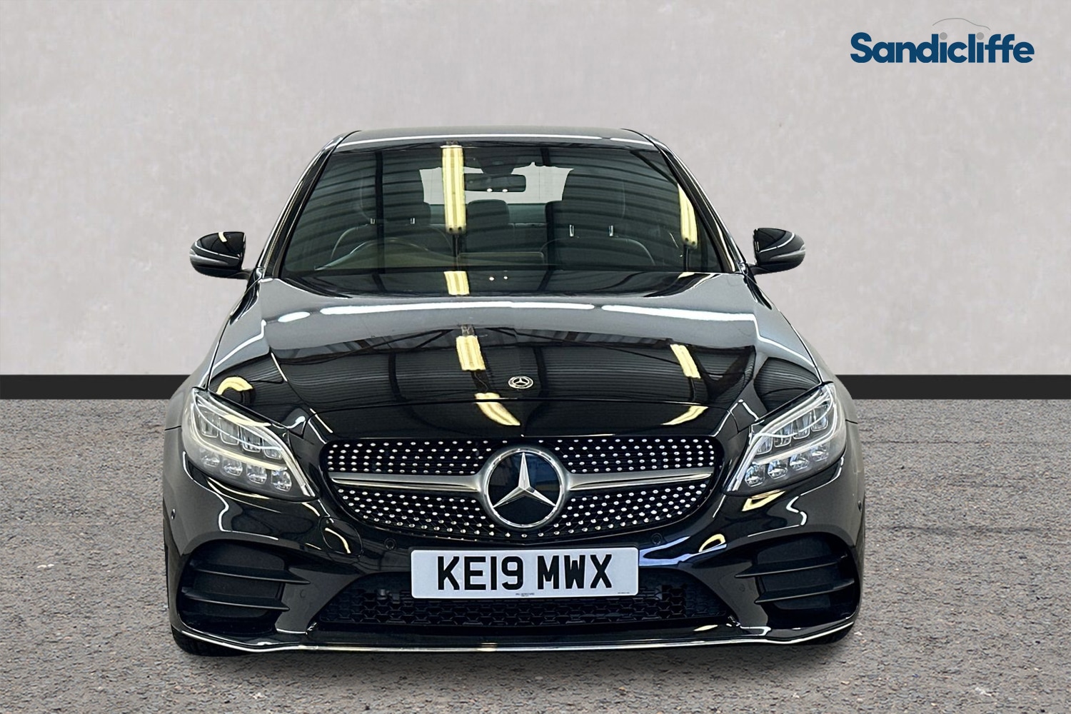 Used Mercedes-Benz C Class 2019 for sale - 77535824: Photo 2