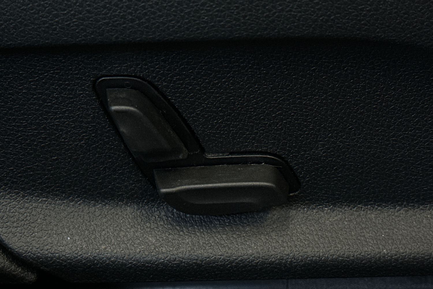 Used Mercedes-Benz C Class 2019 for sale - 77535824: Photo 20