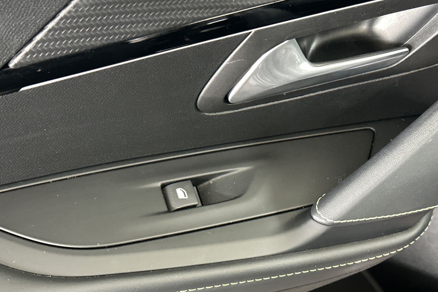 Used Peugeot 208 2020 for sale - 77118454: Photo 17