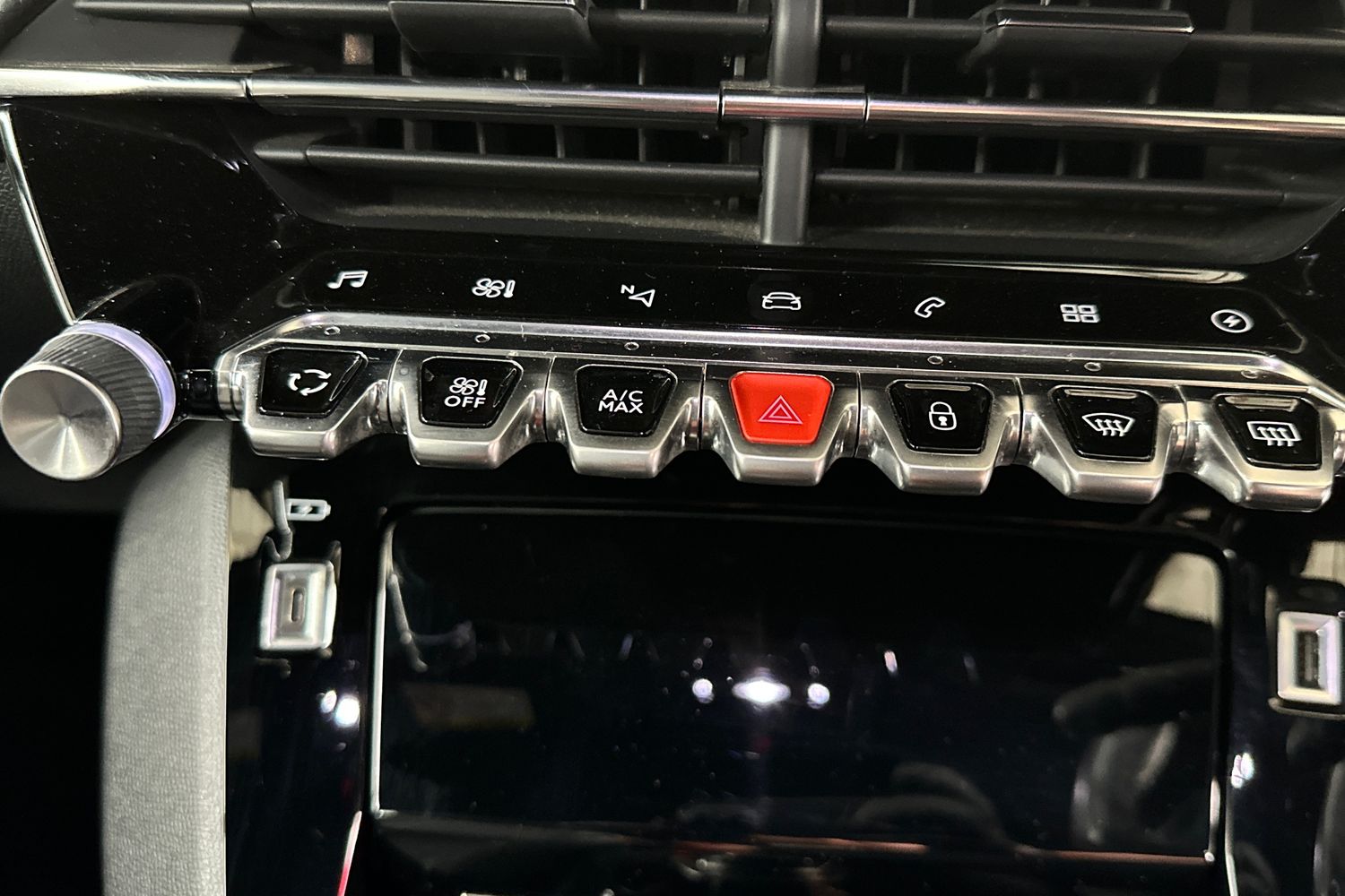 Used Peugeot 208 2020 for sale - 77118454: Photo 34