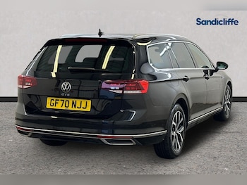 Used Volkswagen Passat 2020 for sale - 77298277: Photo