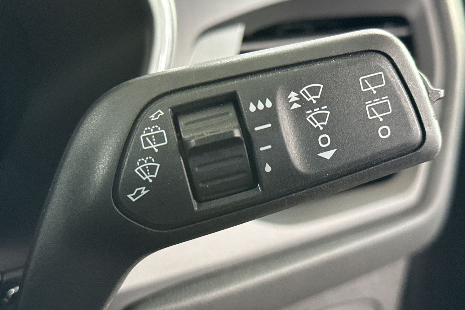 Used Ford Focus 2023 for sale - 75987884: Photo 26