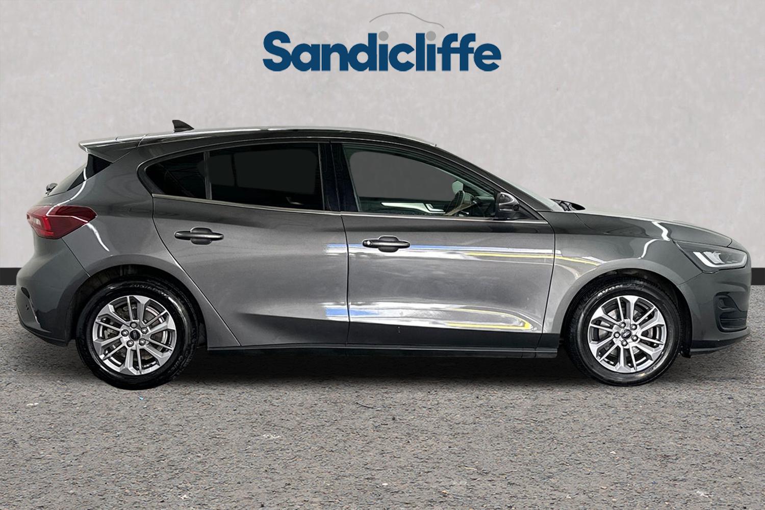Used Ford Focus 2023 for sale - 75987884: Photo 3