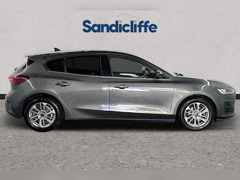 Used Ford Focus 2023 for sale - 75987884: Photo 3