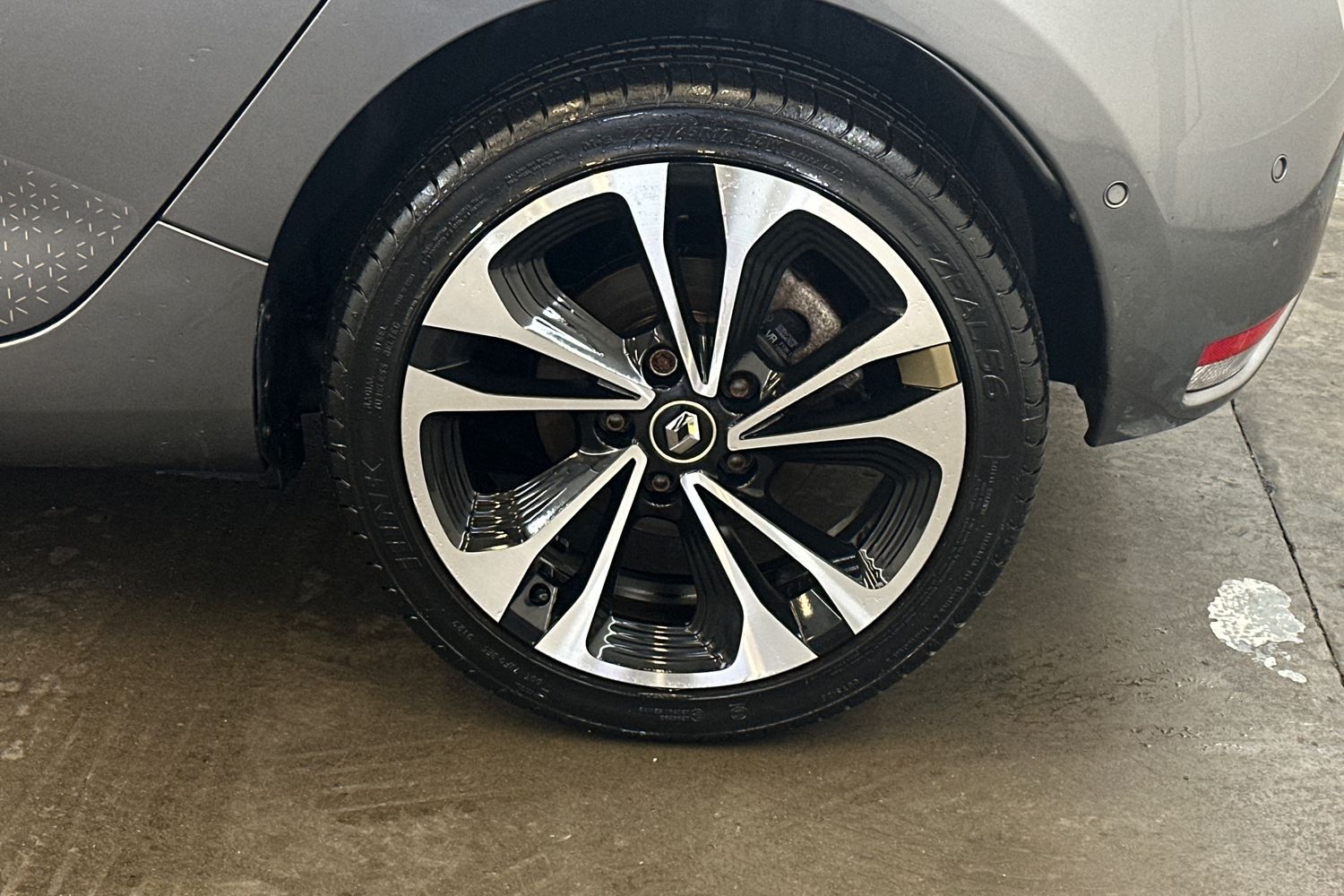 Used Renault Zoe 2022 for sale - 76821495: Photo 9