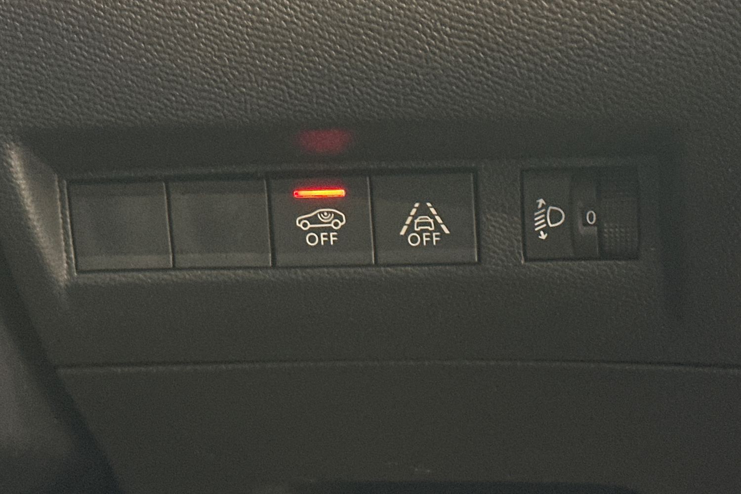 Used Peugeot 2008 2021 for sale - 77836729: Photo 24