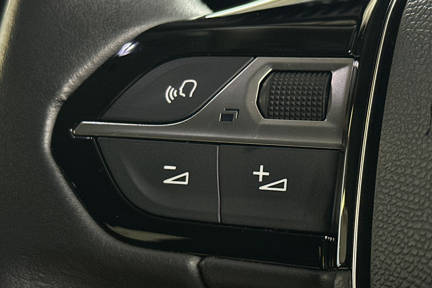 Used Peugeot 2008 2021 for sale - 77836729: Photo 26