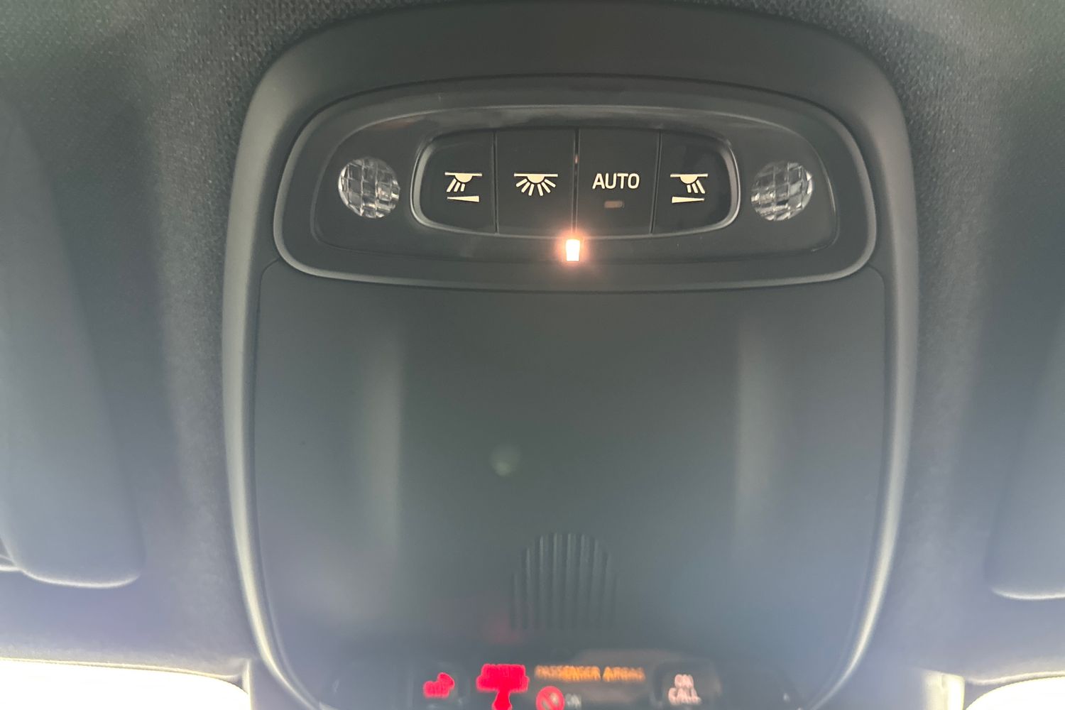 Used Volvo XC40 2020 for sale - 76725542: Photo 37