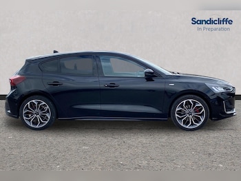 Used Ford Focus 2022 for sale - 78579835: Photo