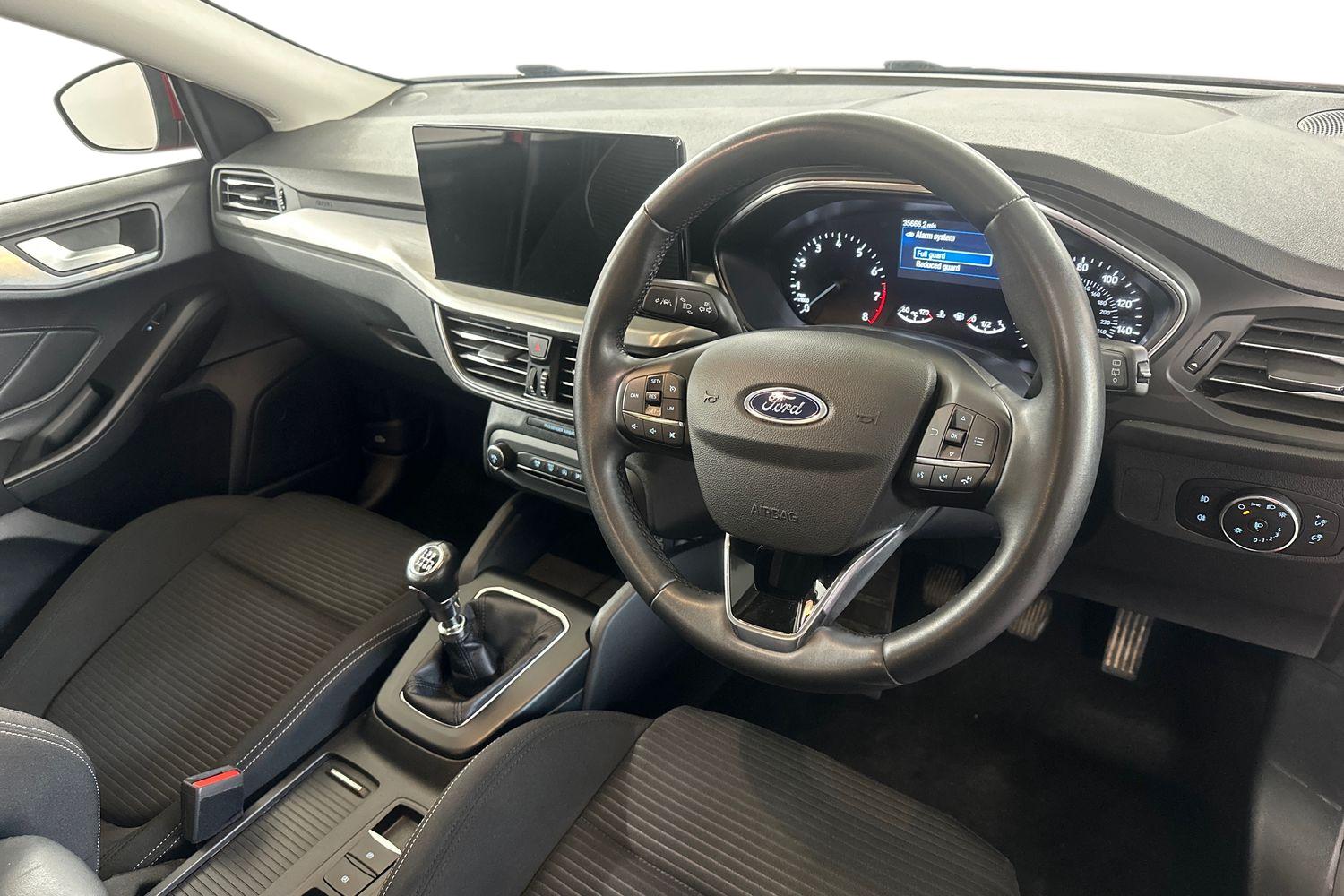 Used Ford Focus 2023 for sale - 76041144: Photo 11