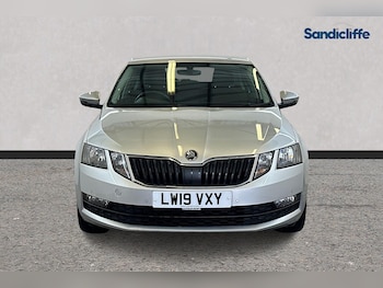 Used Skoda Octavia 2019 for sale - 77744133: Photo