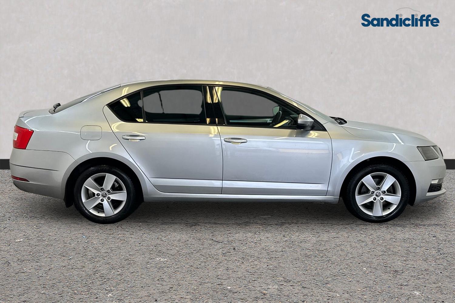 Used Skoda Octavia 2019 for sale - 77744133: Photo 3