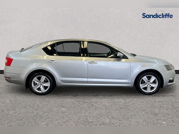 Used Skoda Octavia 2019 for sale - 77744133: Photo