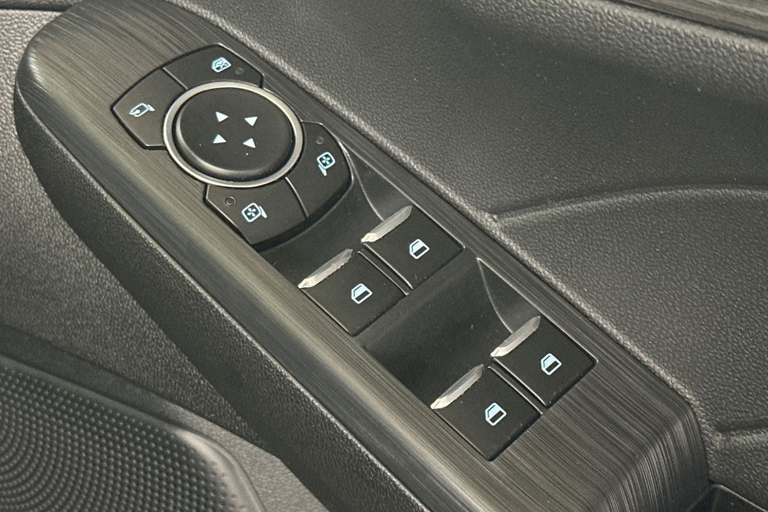 Used Ford Kuga 2025 for sale - 76719980: Photo 18