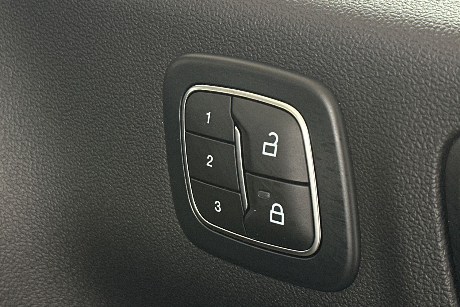 Used Ford Kuga 2025 for sale - 76719980: Photo 19