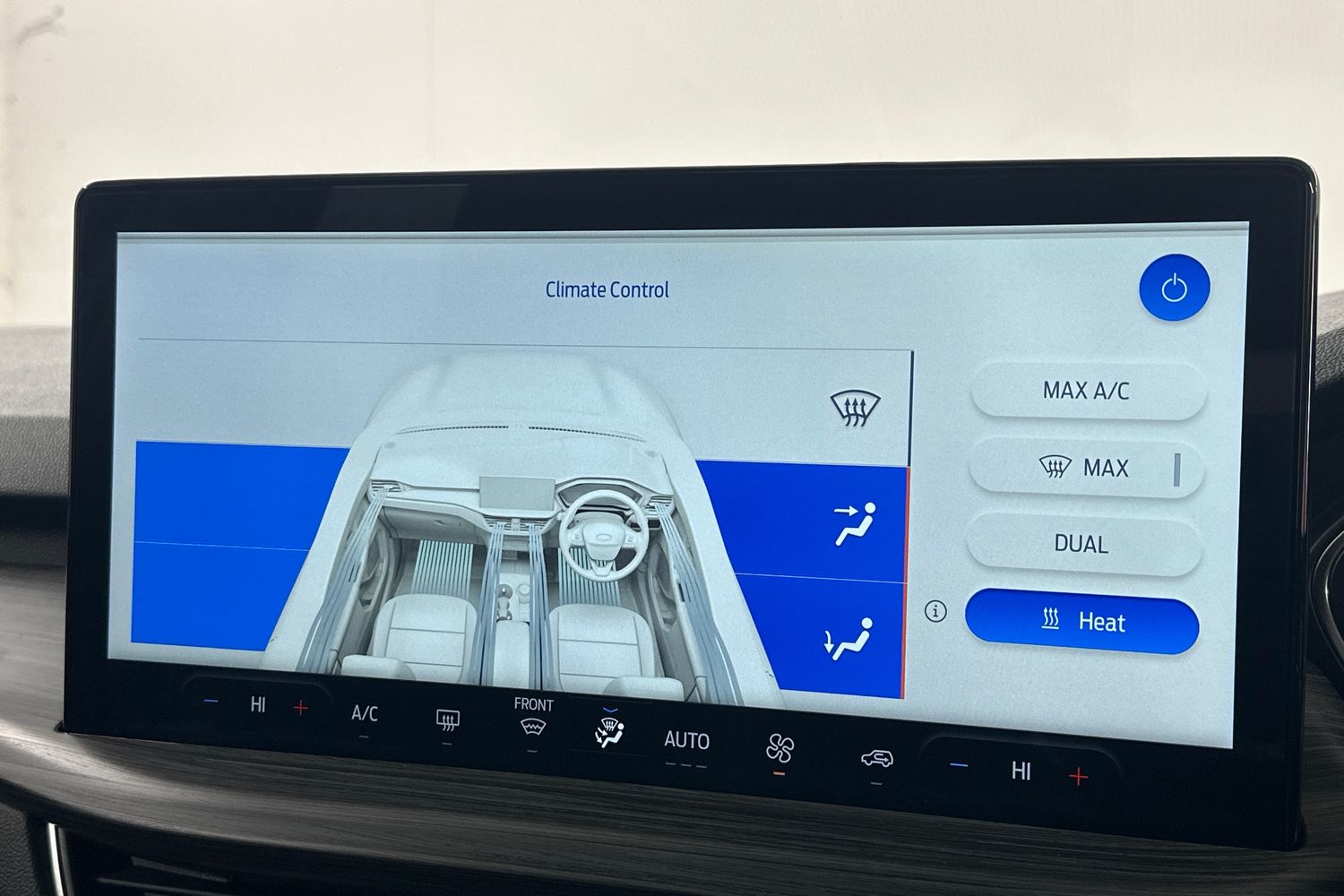 Used Ford Kuga 2025 for sale - 76719980: Photo 34