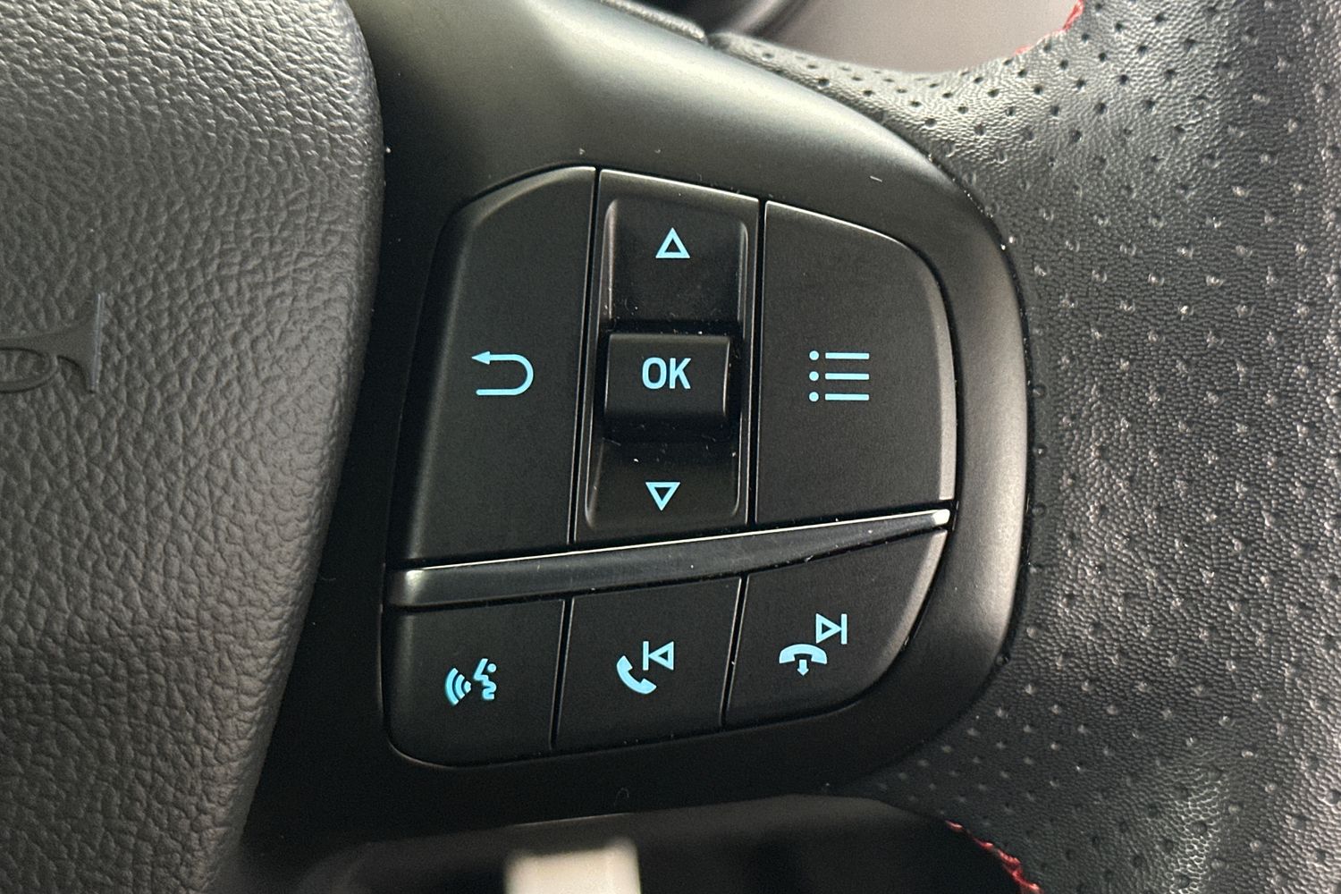 Used Ford Focus 2022 for sale - 76387117: Photo 24