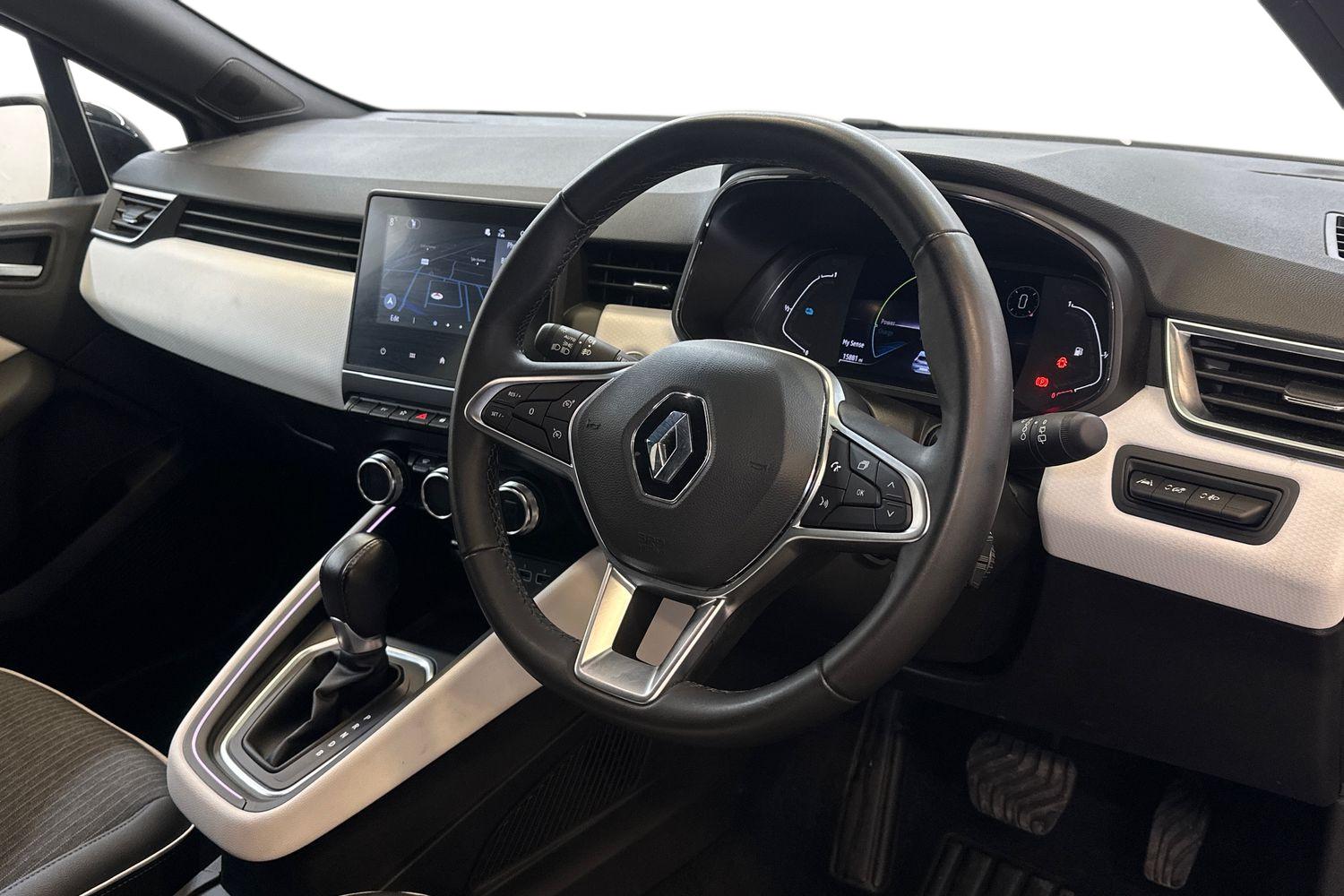 Used Renault Clio 2022 for sale - 76736316: Photo 10