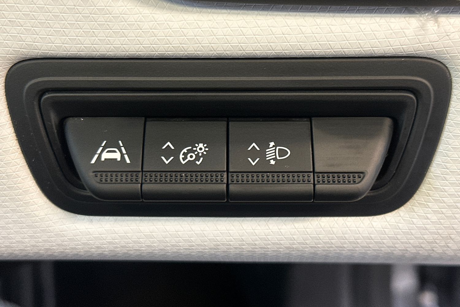 Used Renault Clio 2022 for sale - 76736316: Photo 19