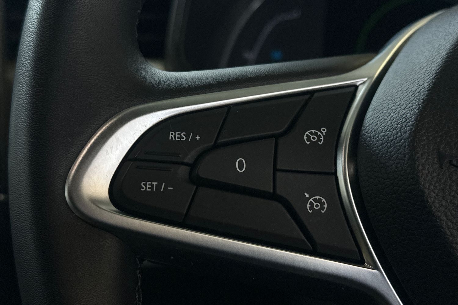 Used Renault Clio 2022 for sale - 76736316: Photo 21