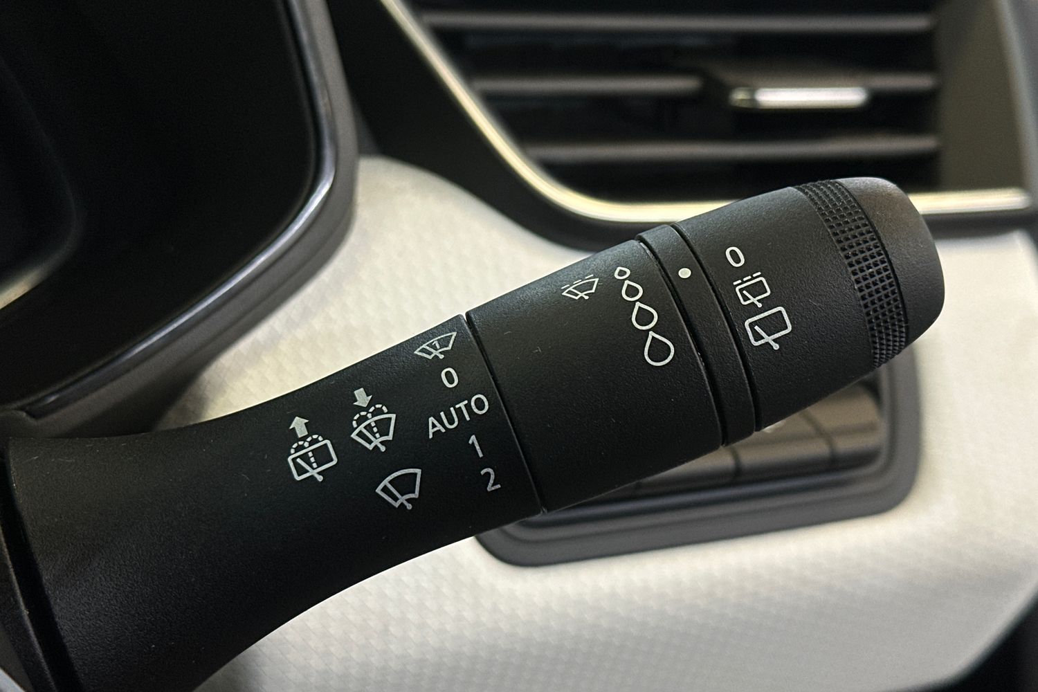 Used Renault Clio 2022 for sale - 76736316: Photo 22