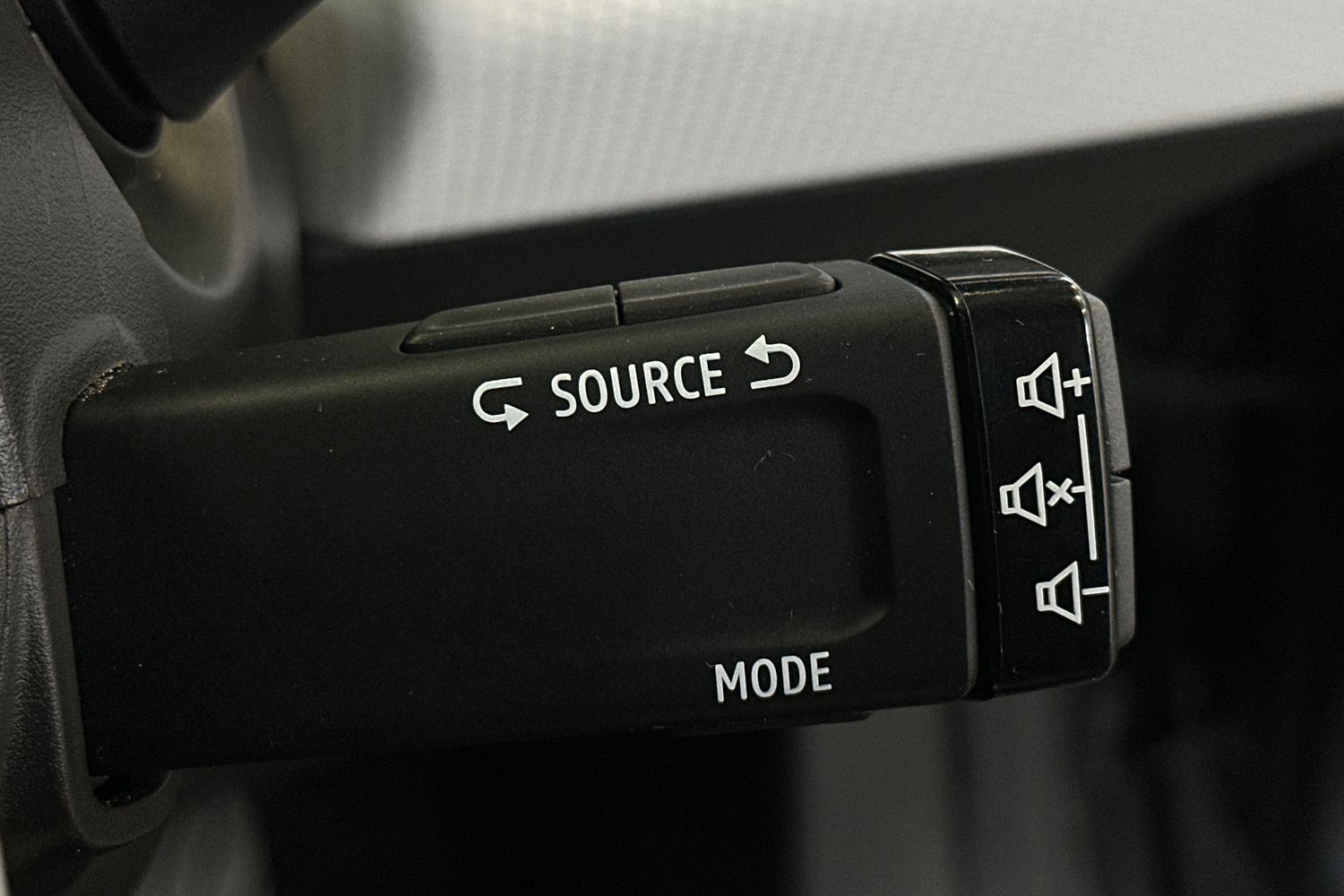 Used Renault Clio 2022 for sale - 76736316: Photo 23