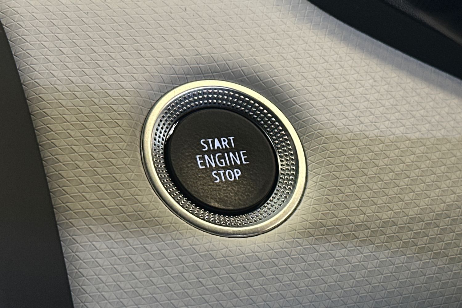 Used Renault Clio 2022 for sale - 76736316: Photo 25