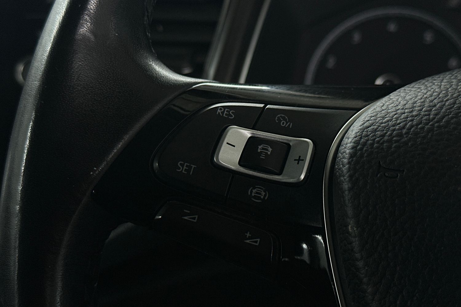 Used Volkswagen T-Roc 2019 for sale - 76413201: Photo 22