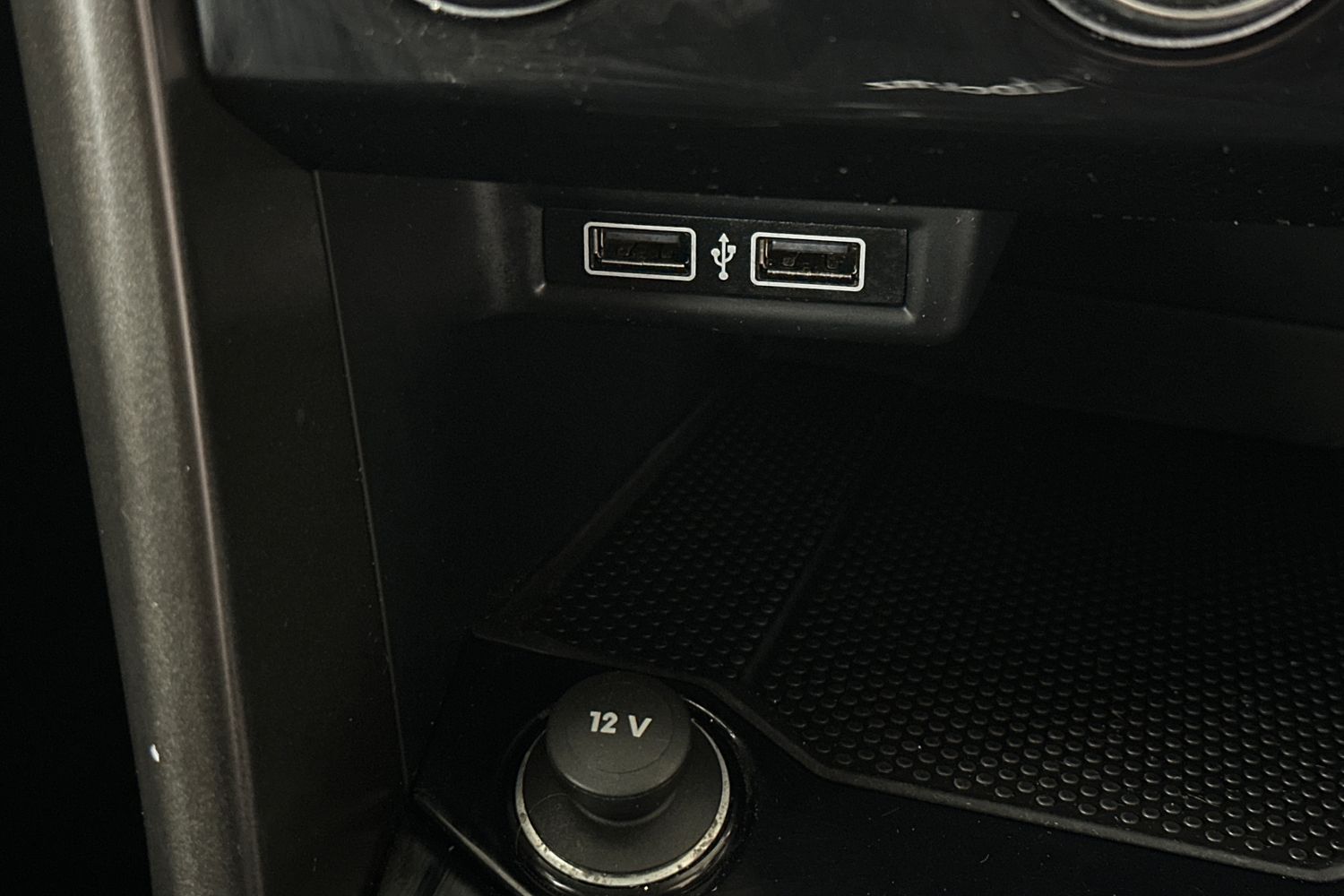 Used Volkswagen T-Roc 2019 for sale - 76413201: Photo 31