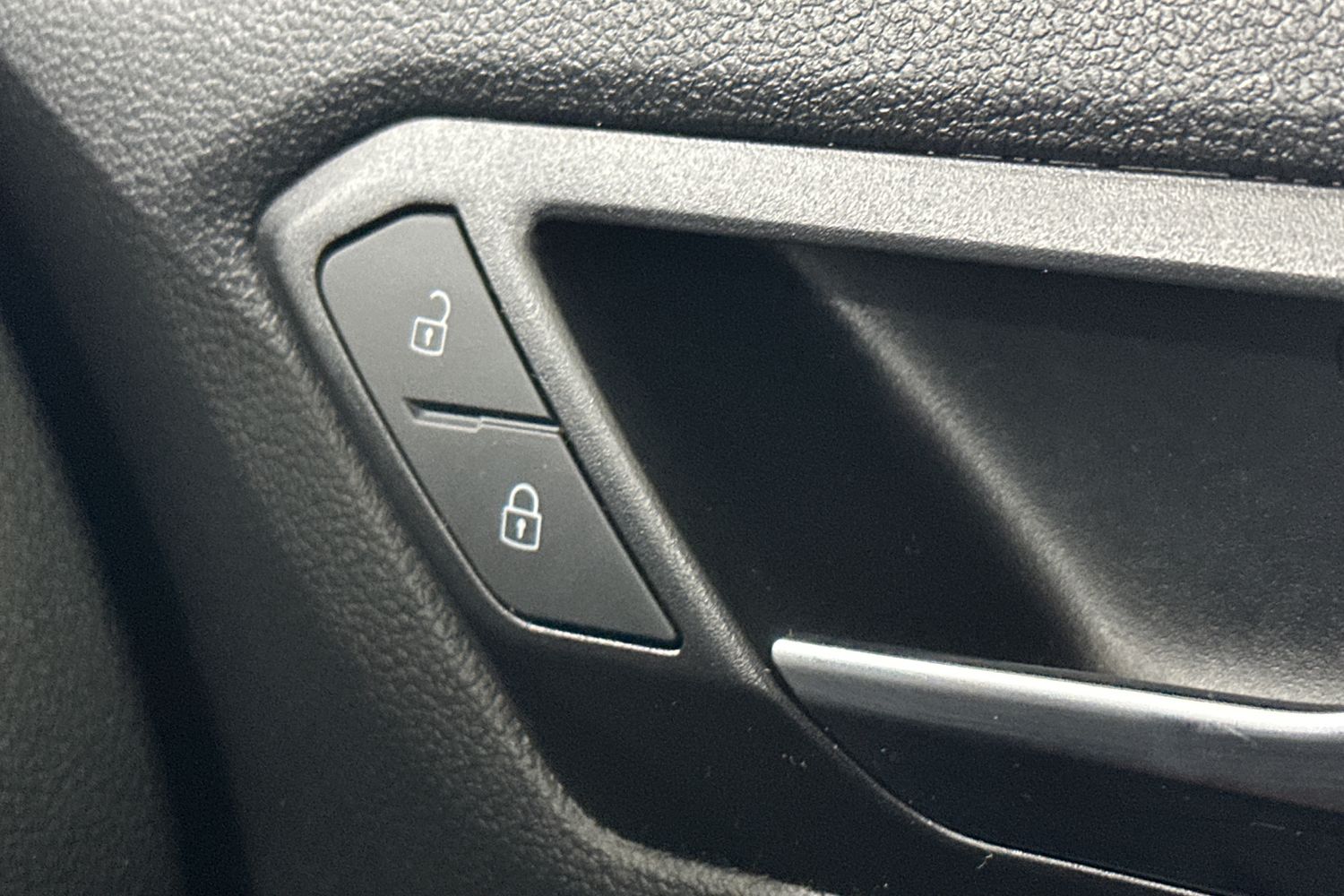 Used Volkswagen T-Roc 2019 for sale - 76413201: Photo 37