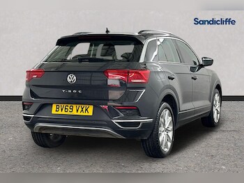 Used Volkswagen T-Roc 2019 for sale - 76413201: Photo