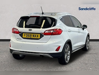 Used Ford Fiesta 2018 for sale - 77609845: Photo