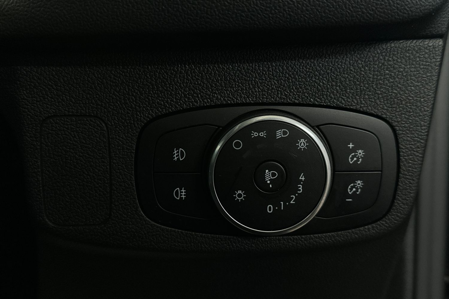 Used Ford Focus 2023 for sale - 76536533: Photo 23