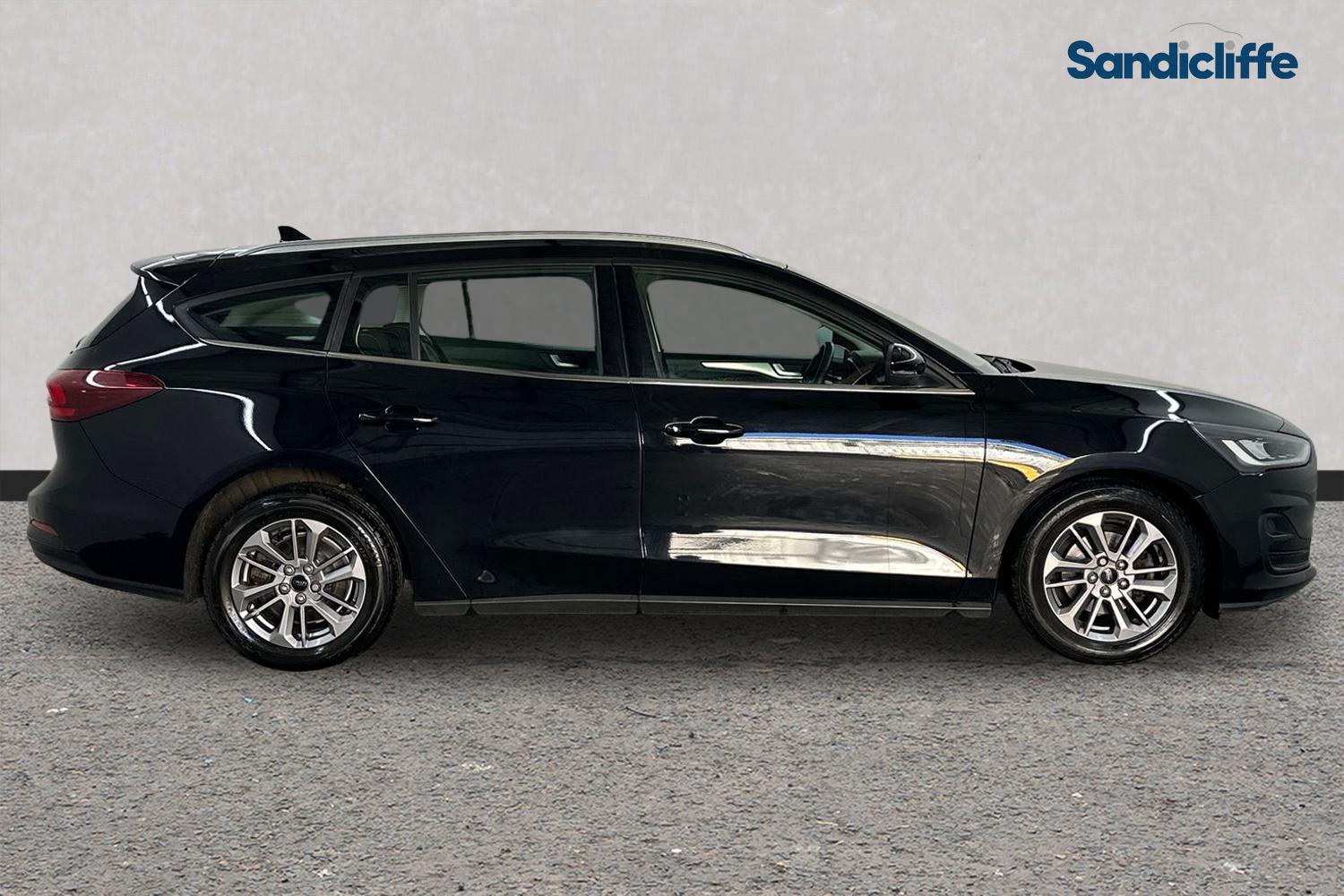 Used Ford Focus 2023 for sale - 76536533: Photo 3