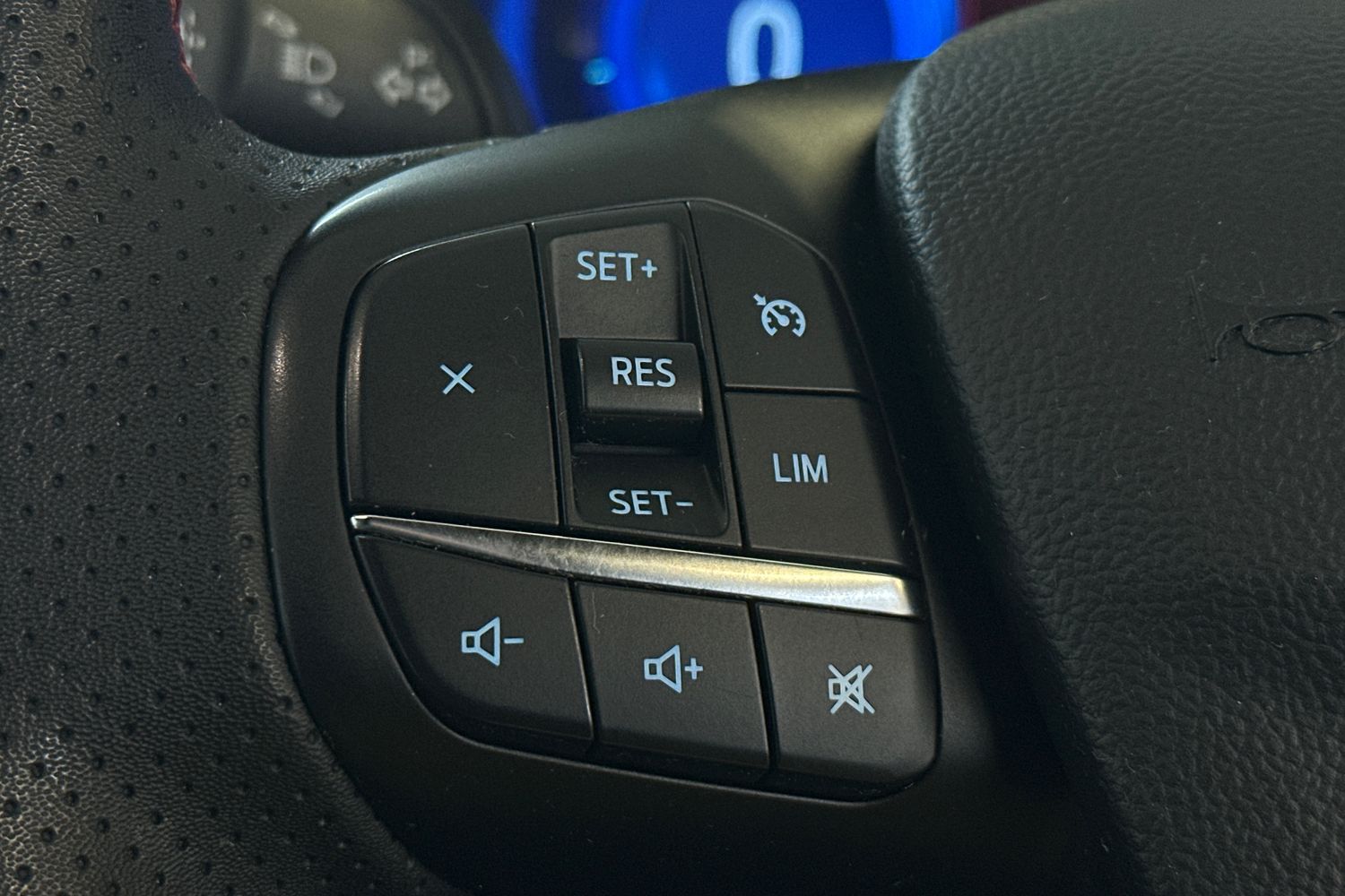 Used Ford Kuga 2023 for sale - 76784790: Photo 25