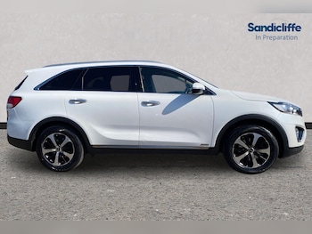 Used Kia Sorento 2017 for sale - 77851118: Photo