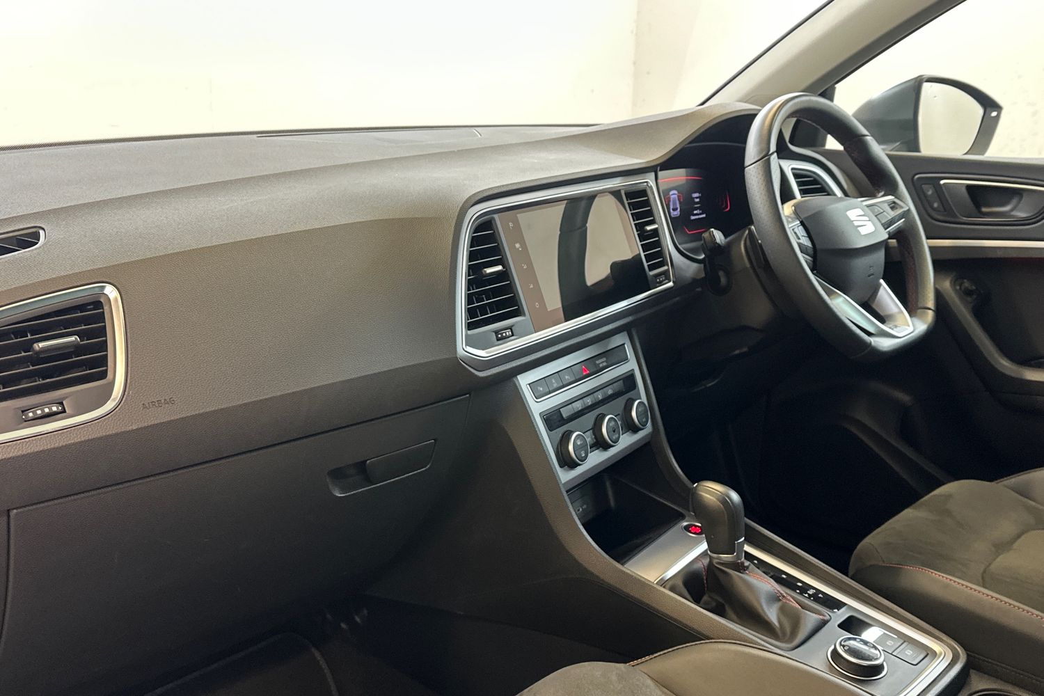 Used SEAT Ateca 2025 for sale - 77104539: Photo 12