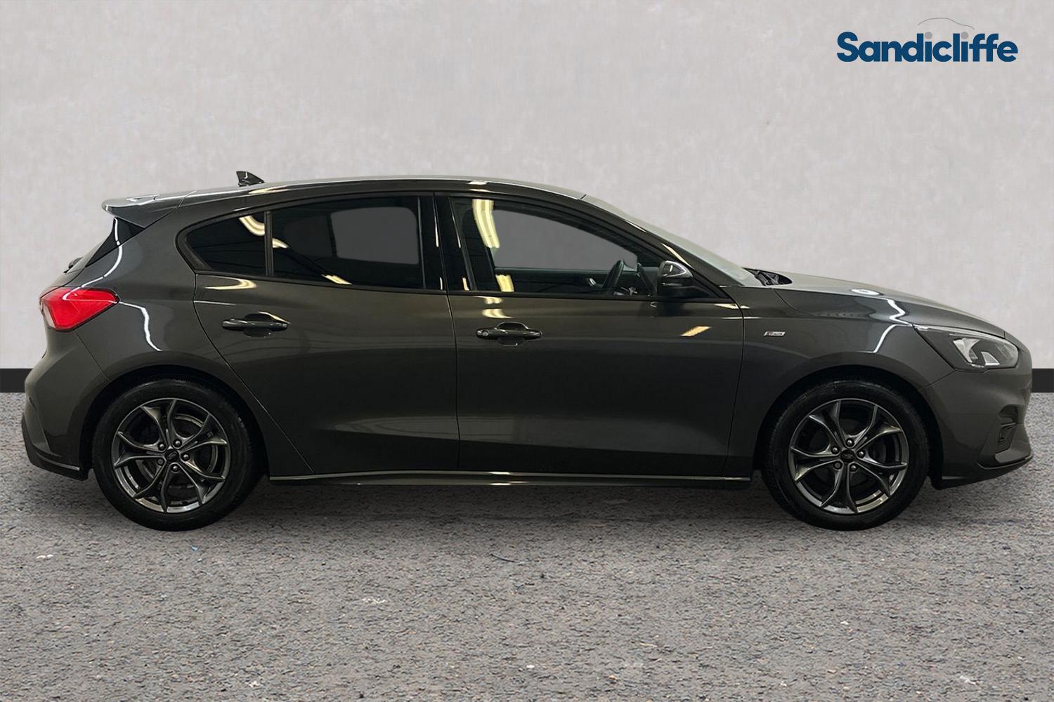 Used Ford Focus 2020 for sale - 77228152: Photo 3