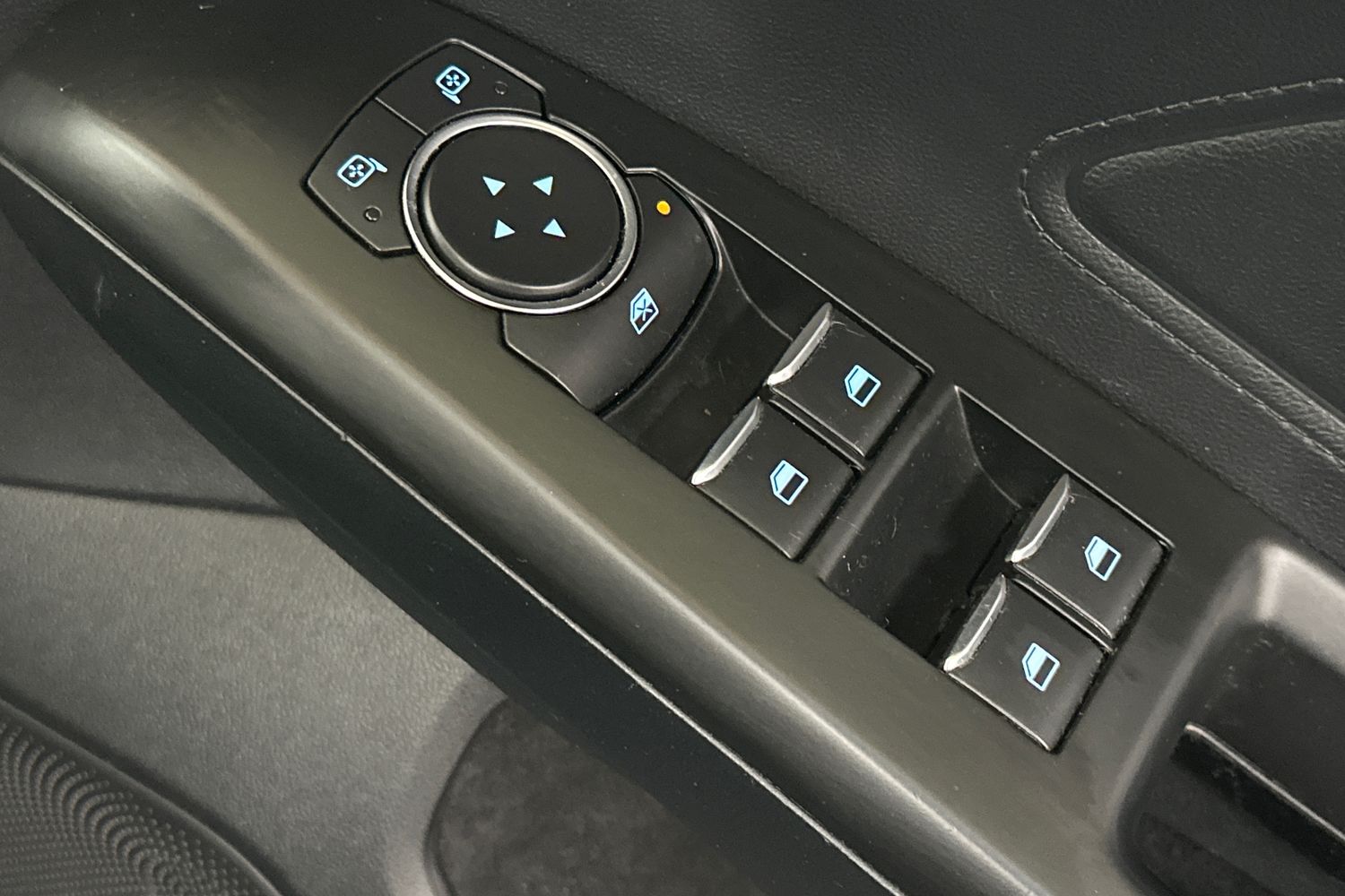 Used Ford Focus 2019 for sale - 76037118: Photo 18