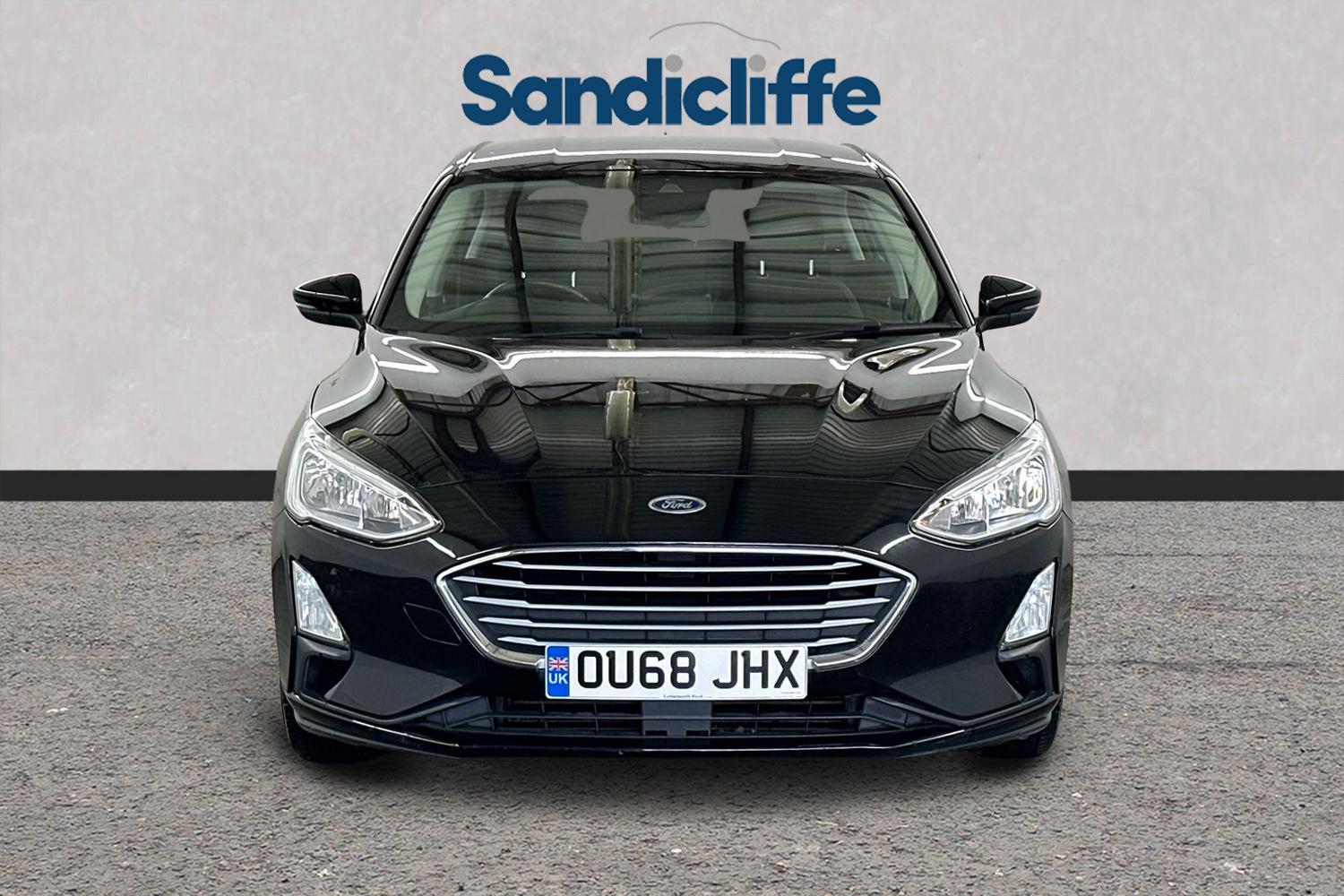Used Ford Focus 2019 for sale - 76037118: Photo 2